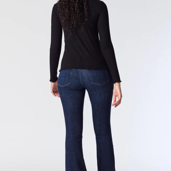 Mavi jeans. High-rise flare. - Picture 6 of 6